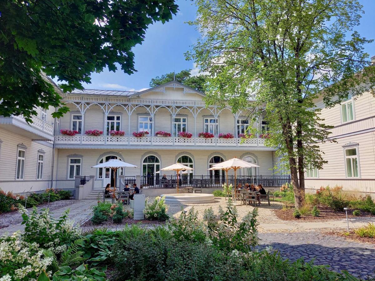 Nowy Gurewicz Bed & Breakfast Отвоцк Екстериор снимка